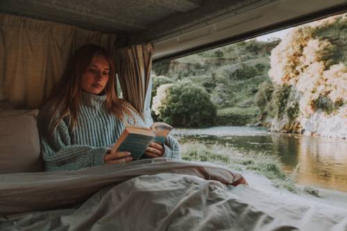 4 Berth DeLite image 2420