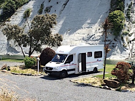 Pacific Horizon Gem 2berth Motorhome image 2153