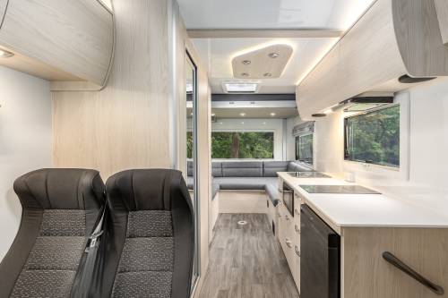 Pacific Horizon Gem 4berth Motorhome image 2401