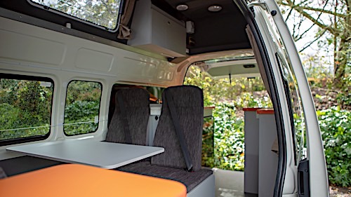 Travellers Autobarn HI5 image 2420